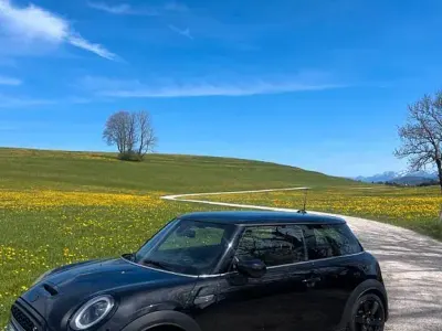 Gebraucht Mini Cooper S 178 PS (130 kW) 2022 Schwarz Kleinwagen