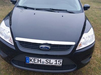 Gebraucht Ford Focus 125 PS (91 kW) 2010 Schwarz Limousine