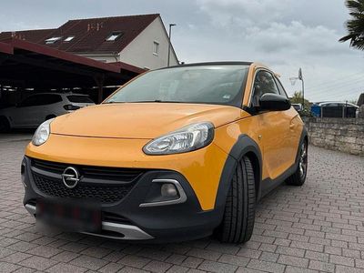 Usata Opel Adam Rocks 150 CV (110 kW) 2016 Giallo Utilitaria