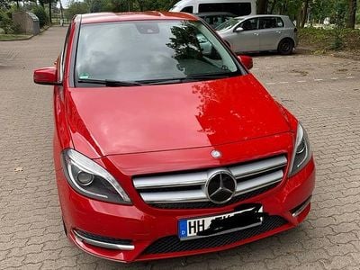 Mercedes B220