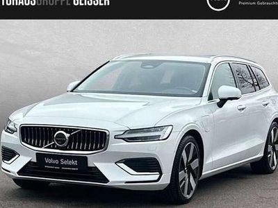 Gebraucht Volvo V60 Plus 350 PS (257 kW) 2025 Weiß Kombi
