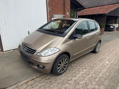 Mercedes A200