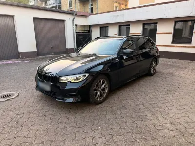 Gebraucht BMW 320 Sport Line 190 PS (139 kW) 2020 Schwarz Kombi