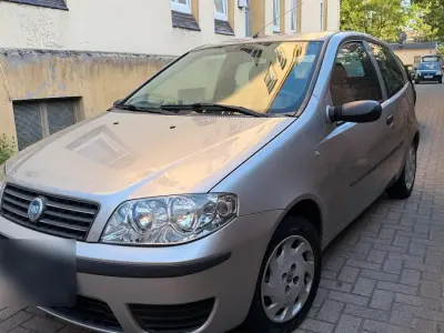 Gebraucht Fiat Punto 60 PS (44 kW) 2004 Grau Kleinwagen