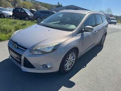Begagnad Ford Focus Titanium 150 HK (110 kW) 2012 Grå Kombi