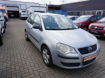 VW Polo