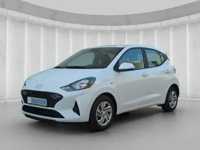 Gebraucht Hyundai i10 Select 63 PS (46 kW) 2024 Weiß Kleinwagen