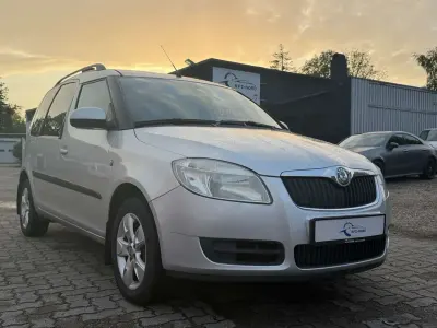 Używany Skoda Roomster Style 86 KM (63 kW) 2006 Srebrny Minivan