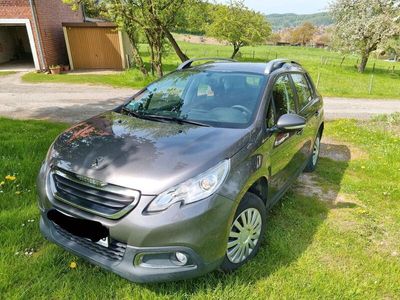 gebraucht Peugeot 2008 top Zustand TÜV neu 2000eur investiert