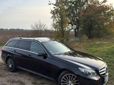 Schwarz Gebraucht 2013 Mercedes E220 Kombi | 11.500 € (Fairer Preis)
