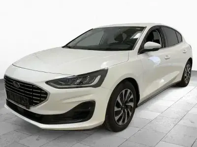 Gebraucht Ford Focus Titanium X 116 PS (85 kW) 2023 Weiß Limousine