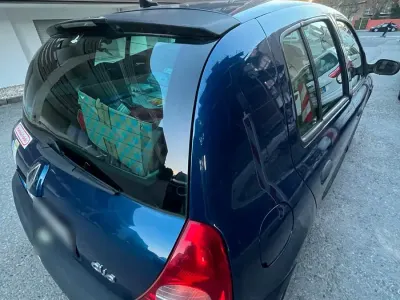 Gebraucht Renault Clio 107 PS (78 kW) 2003 Blau Kleinwagen