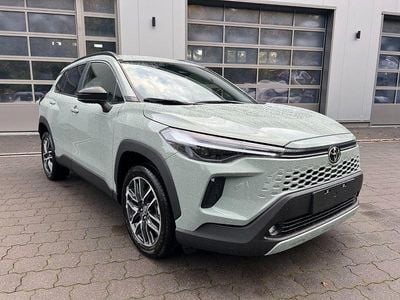 Neu Toyota Corolla Cross Style 140 PS (102 kW) 2026 Grau SUV