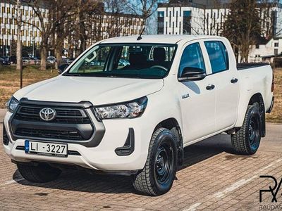 Usata Toyota HiLux 150 CV (110 kW) 2021 Bianco Pick-up