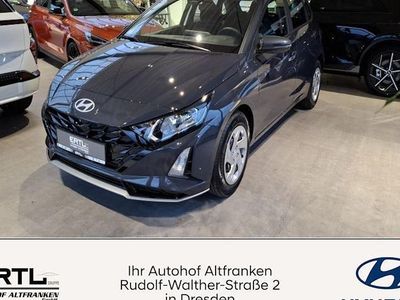 Grau Gebraucht 2025 Hyundai i20 Select Limousine | 20.290 € (Fairer Preis)