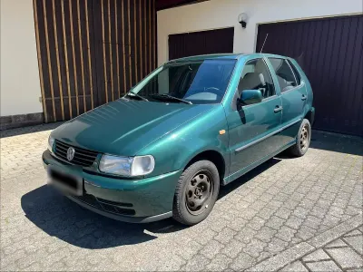 Gebraucht VW Polo 60 PS (44 kW) 1999 Grün Kleinwagen