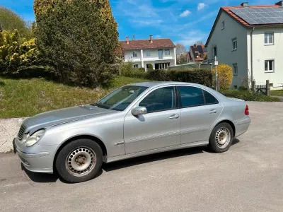 Używany Mercedes E280 Avantgarde 177 KM (130 kW) 2005 Szary Sedan/Limuzyna
