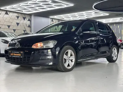 Gebraucht VW Golf VII 86 PS (63 kW) 2013 Schwarz Limousine