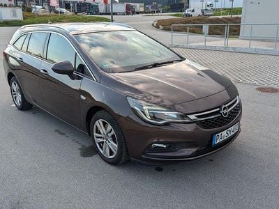 Gebraucht Opel Astra Edition 136 PS (100 kW) 2018 Braun Kombi