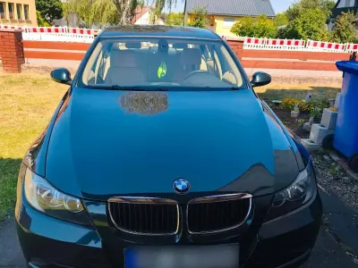 Gebraucht BMW 320 163 PS (119 kW) 2006 Grün Limousine
