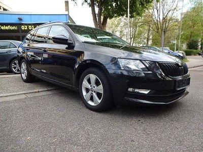 Gebraucht Skoda Octavia Ambition 116 PS (85 kW) 2017 Schwarz Kombi