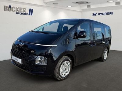 Gebraucht Hyundai Staria Trend 225 PS (165 kW) 2024 Abyss black Van / Kleinbus