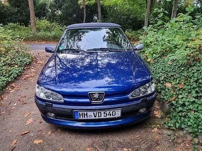 Second-hand Peugeot 306 Cabriolet 98 CP (72 kW) 2000 Albastru Cabrio