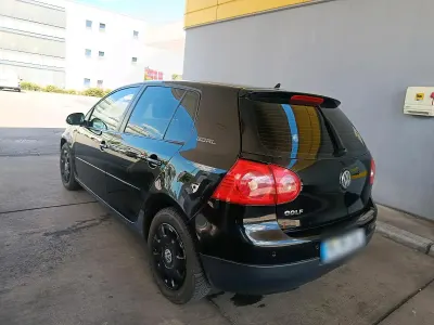 Gebraucht VW Golf V 116 PS (85 kW) 2006 Schwarz Kleinwagen