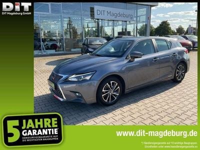 Lexus CT200h