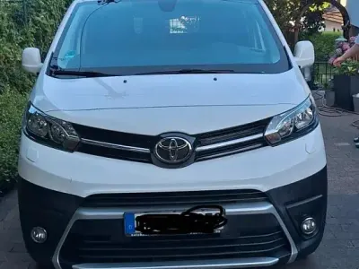Gebraucht Toyota Proace Verso 115 PS (84 kW) 2018 Weiß Van