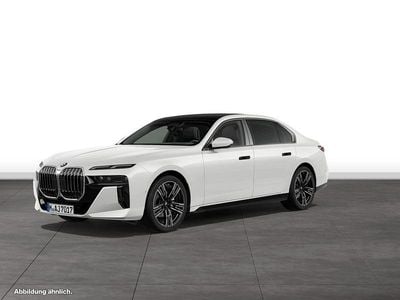 Second-hand BMW 740 M Sport 299 CP (219 kW) 2025 Alb Berlinǎ