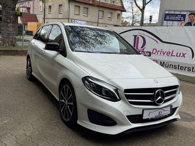 Usata Mercedes B250 211 CV (155 kW) 2016 Bianco Monovolume