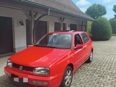 Gebraucht VW Golf III 60 PS (44 kW) 1997 Rot Limousine