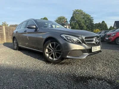 Gebraucht Mercedes C180 Avantgarde 156 PS (114 kW) 2018 Limousine
