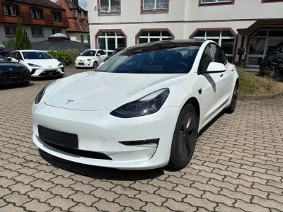 Gebraucht Tesla Model 3 Long Range AWD 366 kW (498 PS) 2022 Weiß Limousine