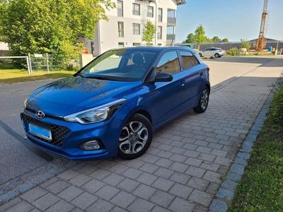 gebraucht Hyundai i20 1.0 T-GDI 74kW Sondermodell YES! Plus