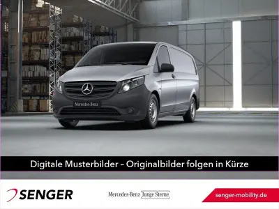 Gebraucht Mercedes Vito 163 PS (119 kW) 2023 Silber Van