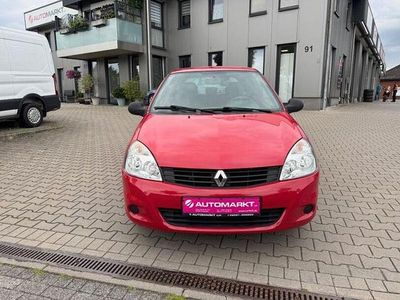 Gebraucht Renault Clio II Authentique 114 PS (83 kW) 2010 Rot