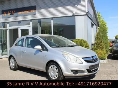 Gebraucht Opel Corsa 80 PS (58 kW) 2009 Starsilber iii m2 Kleinwagen