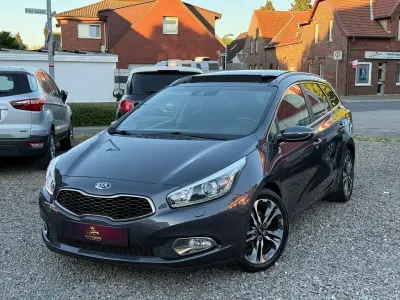 Brugt Kia Ceed 135 HK (99 kW) 2013 Grå Hatchback