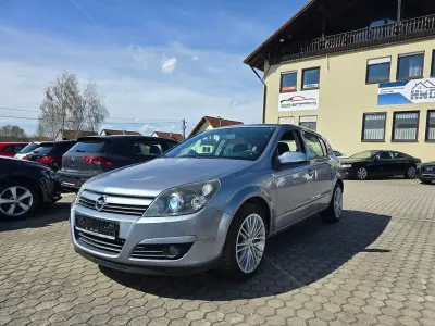 Usata Opel Astra Elegance 125 CV (91 kW) 2004 Other Berlina