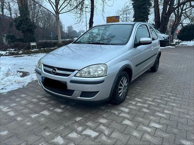 Silber Gebraucht 2005 Opel Corsa Kleinwagen | 1.000 € (Guter Preis)
