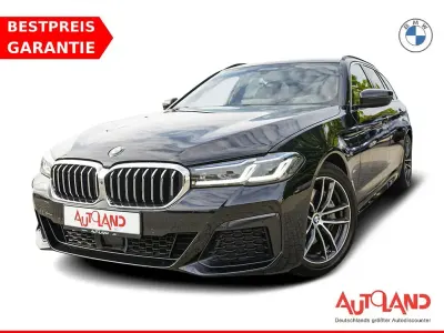 Gebraucht BMW 540 M Sport 333 PS (244 kW) 2023 Saphirschwarzmet. (metallic) Kombi