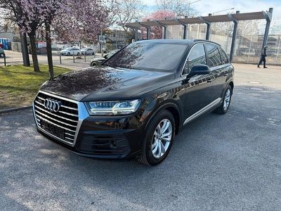 Second-hand Audi Q7 272 CP (200 kW) 2017 Negru SUV