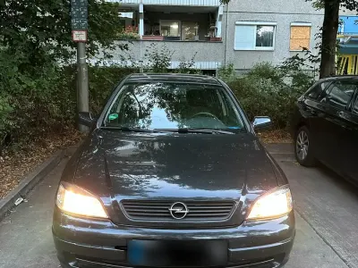 Gebraucht Opel Astra 75 PS (55 kW) 2000 Blau Limousine