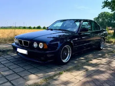 Gebraucht BMW 525 Executive 192 PS (141 kW) 1994 Schwarz Limousine