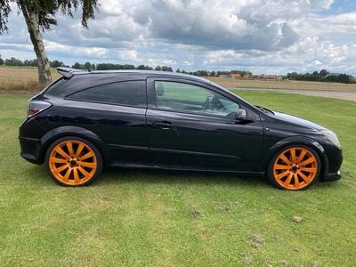 Opel Astra GTC