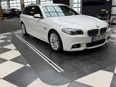 Gebraucht BMW 530 M Sport 258 PS (189 kW) 2015 Weiß Limousine