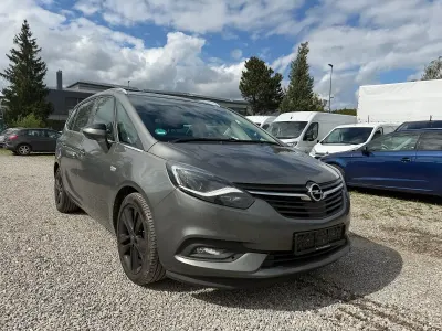 Gebraucht Opel Zafira Business Innovation 170 PS (125 kW) 2018 Van / Kleinbus