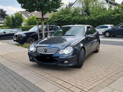 Mercedes C230